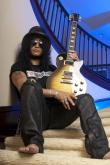 Slash (ex-GUNS N'ROSES): anunta data de lansare a albumului solo